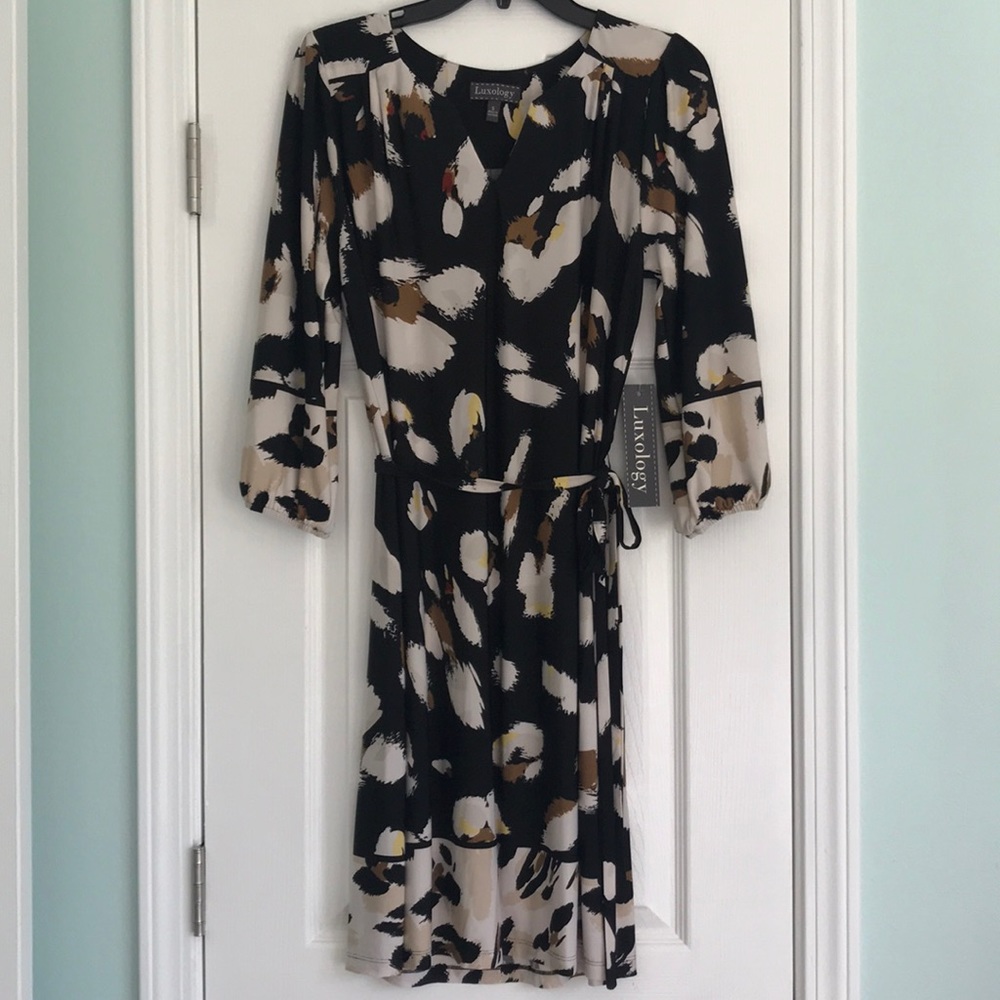 NWT Luxology Dress Size Small